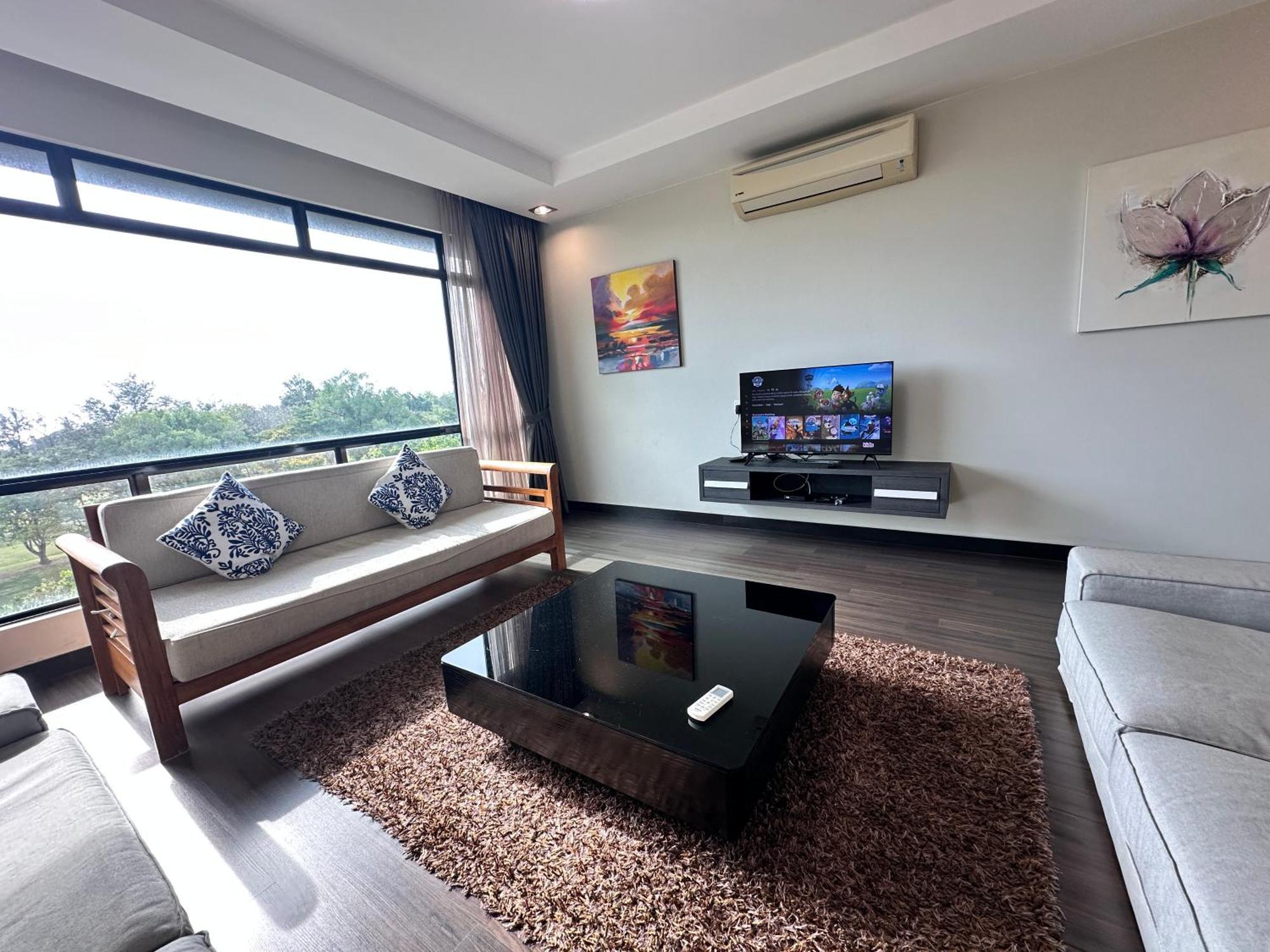 Aa Residen Luxury Condo Homestay 18Mins Walk Tanjung Aru Beach & Golf Course, Not Beach Side Resort 亞庇 外观 照片